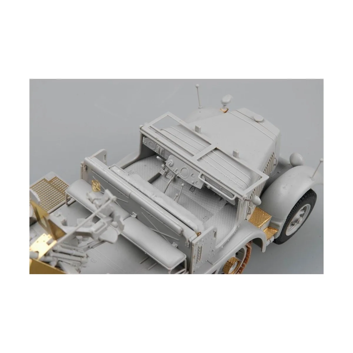 2 cm Flakvierling 38 Selbstfahrlafette (Sd.Kfz.7/1 early version), ...
