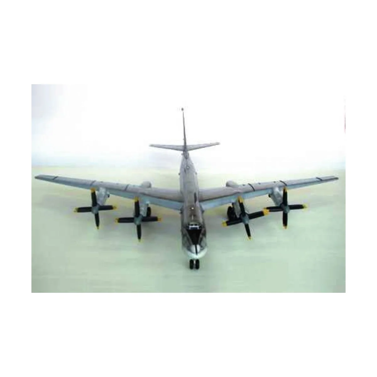 Tupolev Tu-95 MS Bear-H, 1/72 - Trumpeter 01601