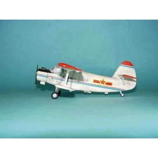Antonov An-2 Colt / Nanchang Y-5, 1/72 - Trumpeter 01602