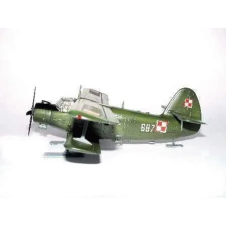 Antonov An-2M Colt mit Kufen, 1/72 - Trumpeter 01607