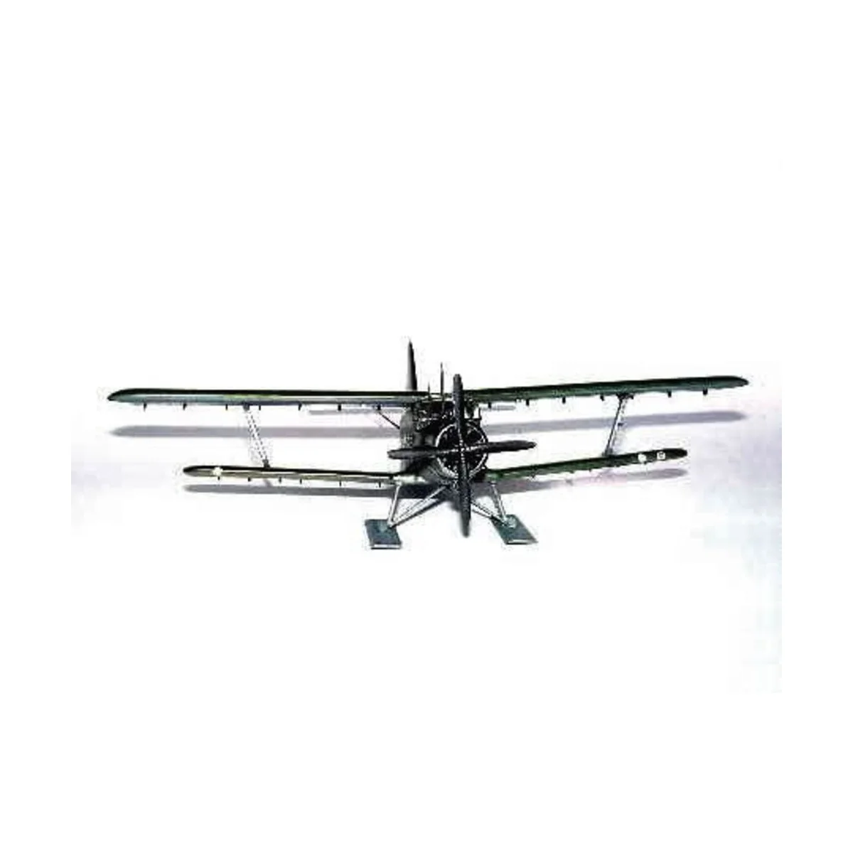 Antonov An-2M Colt mit Kufen, 1/72 - Trumpeter 01607