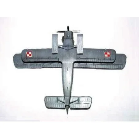 Antonov An-2M Colt mit Kufen, 1/72 - Trumpeter 01607