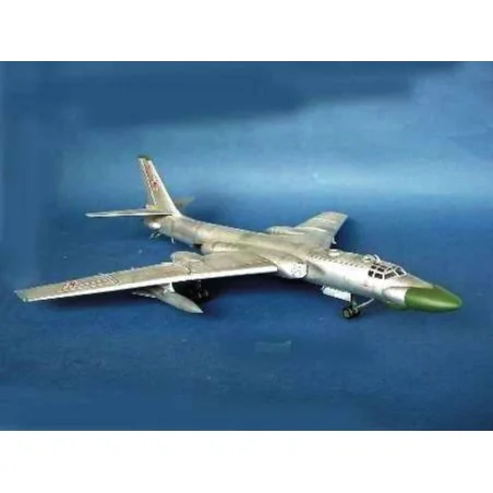 Tupolev Tu-16K 10 Badger, 1/72 - Trumpeter 01613