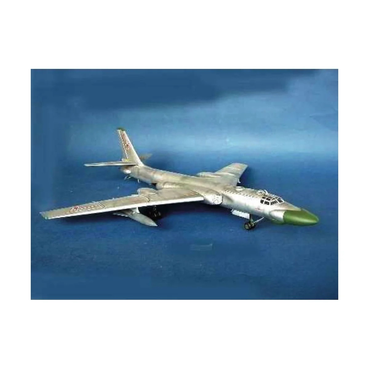 Tupolev Tu-16K 10 Badger, 1/72 - Trumpeter 01613