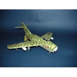 MiG-15 bis Fighter, 1/32 - Trumpeter 02204 2