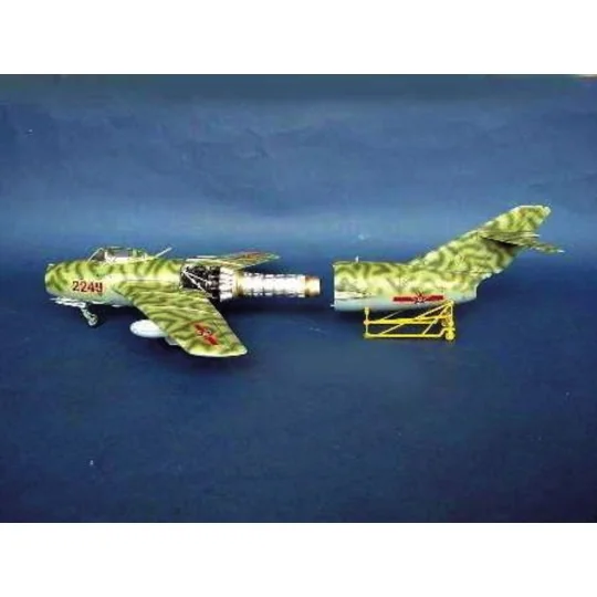 MiG-15 bis Fighter, 1/32 - Trumpeter 02204