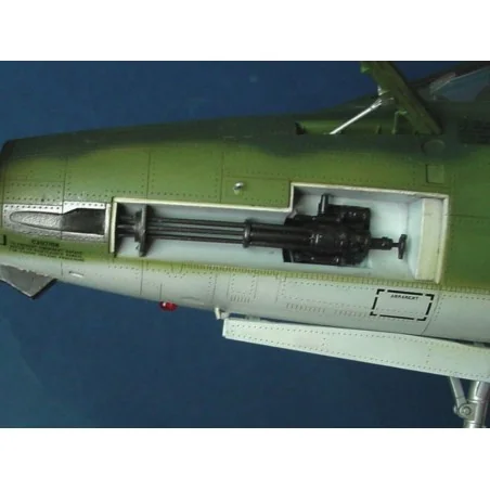Republic F-105 D Thunderchief, 1/32 - Trumpeter 02201