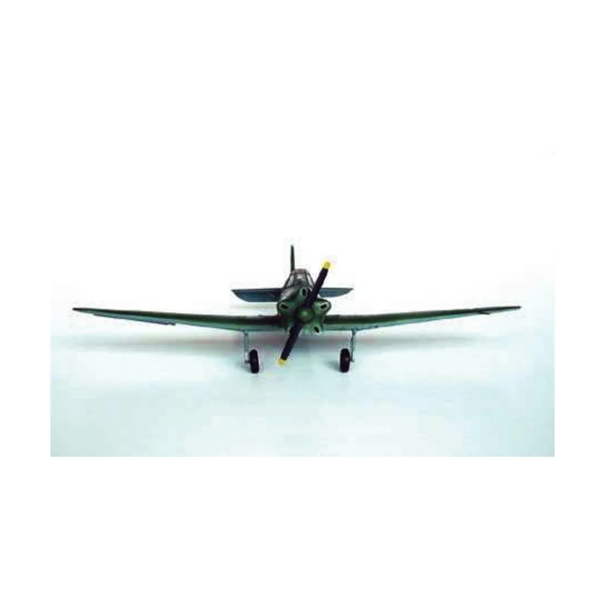 Jakowlew Jak-18 Max, 1/32 - Trumpeter 02213