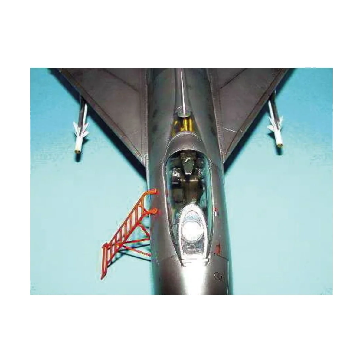 MiG-21 F-13, 1/32 - Trumpeter 02210