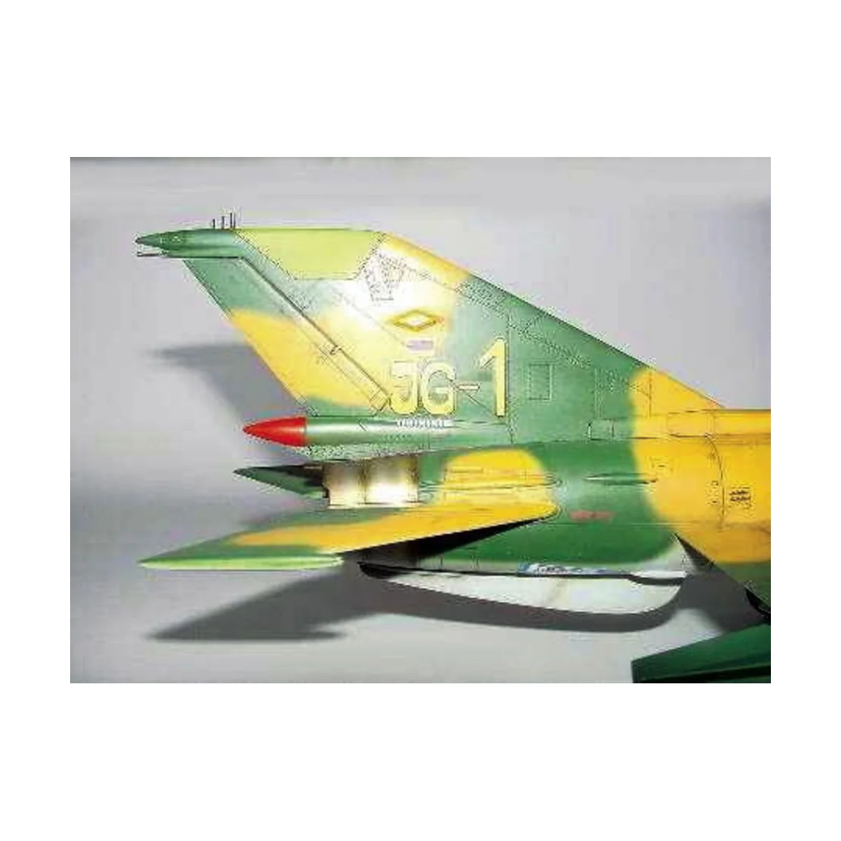 MiG-21 MF, 1/32 - Trumpeter 02218