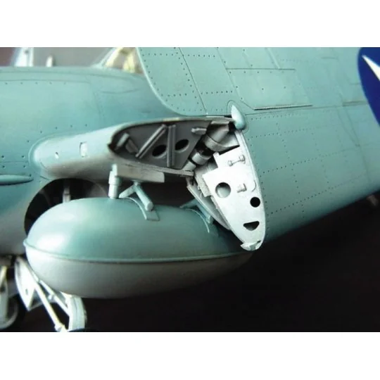 Grumman F4F-4 Wildcat, 1/32 - Trumpeter 02223