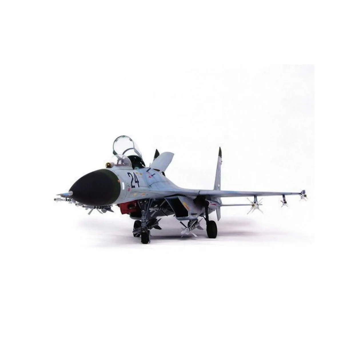 Sukhoi Su-27 Flanker B, 1/32 - Trumpeter 02224