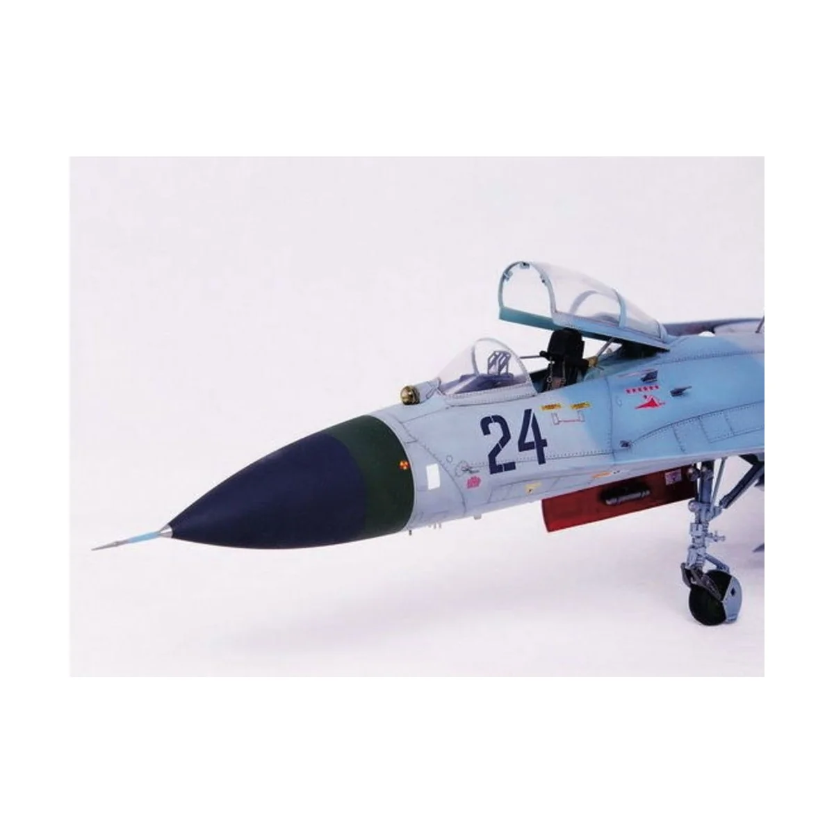 Sukhoi Su-27 Flanker B, 1/32 - Trumpeter 02224