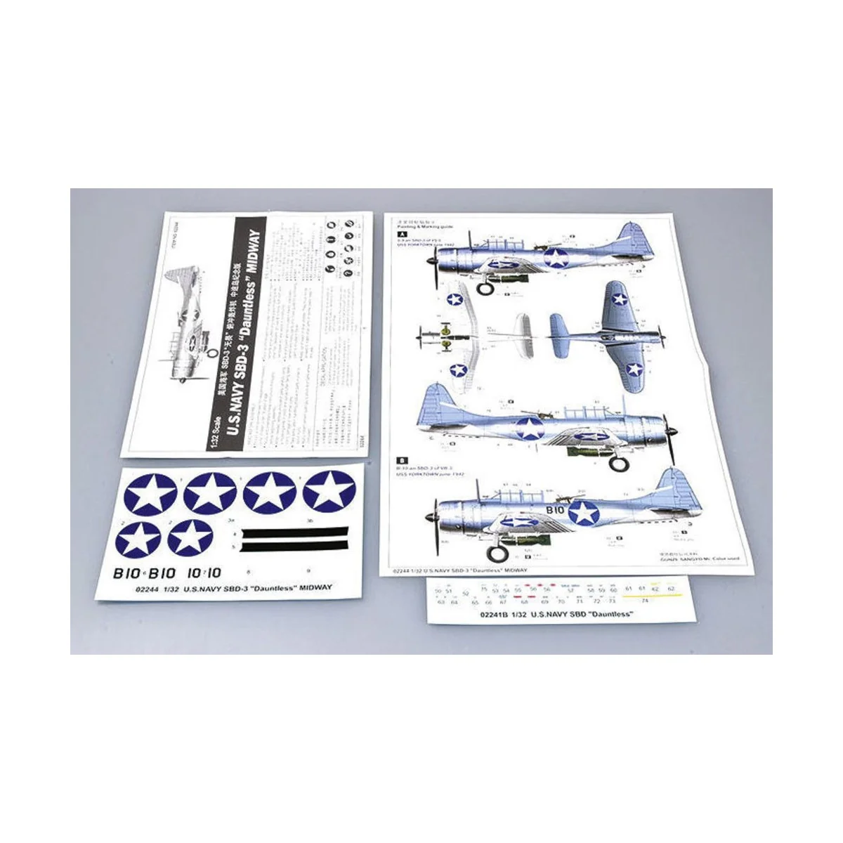 SBD-3 Dauntless Midway US Navy, 1/32 - Trumpeter 02244