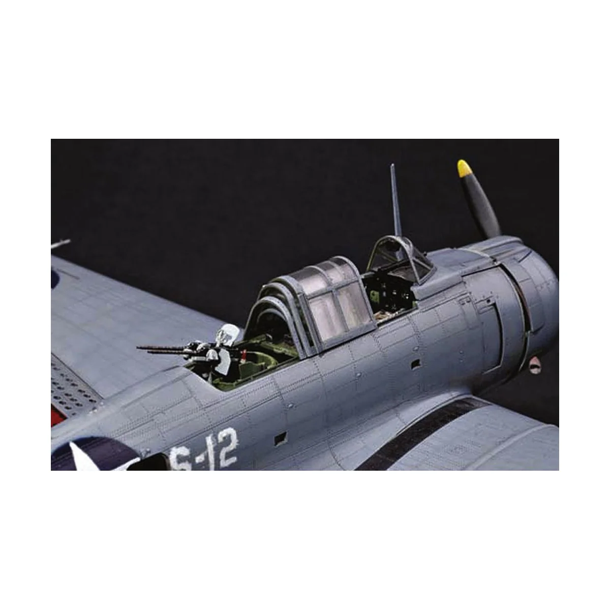 SBD-3 Dauntless Midway US Navy, 1/32 - Trumpeter 02244