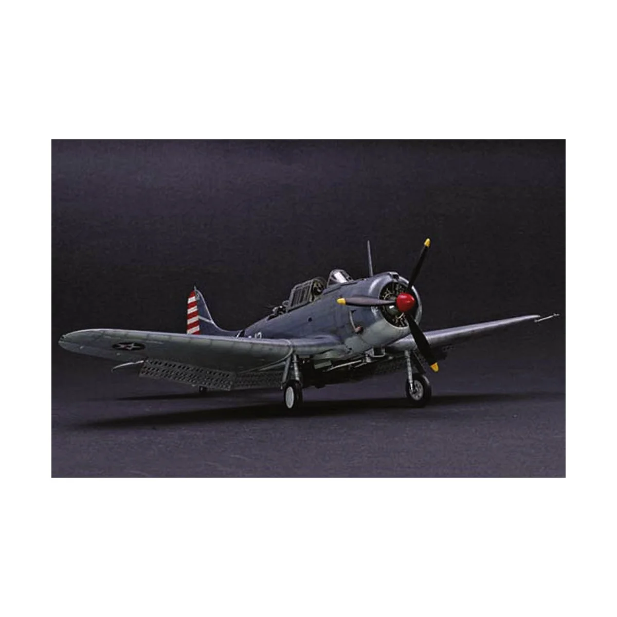 SBD-3 Dauntless Midway US Navy, 1/32 - Trumpeter 02244