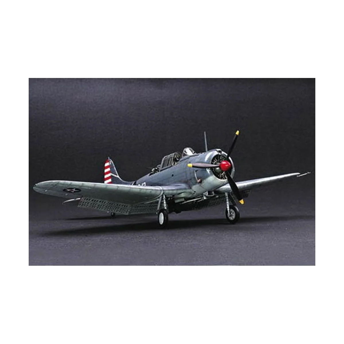SBD-3/4/A-24A Dauntless US Navy, 1/32 - Trumpeter 02242