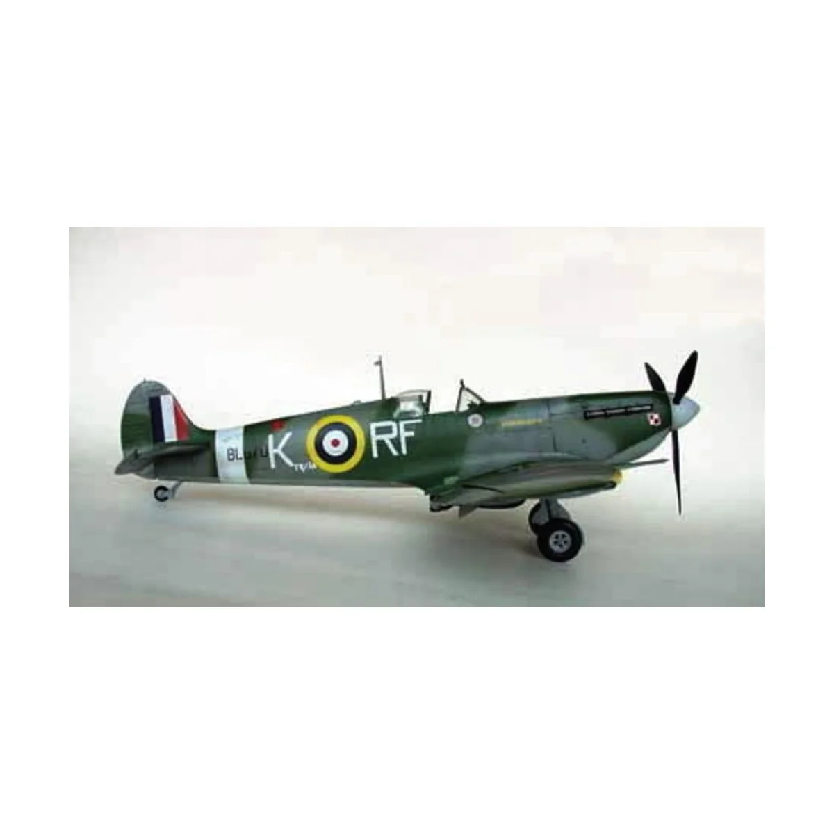 Supermarine Spitfire Mk. Vb, 1/24 - Trumpeter 02403