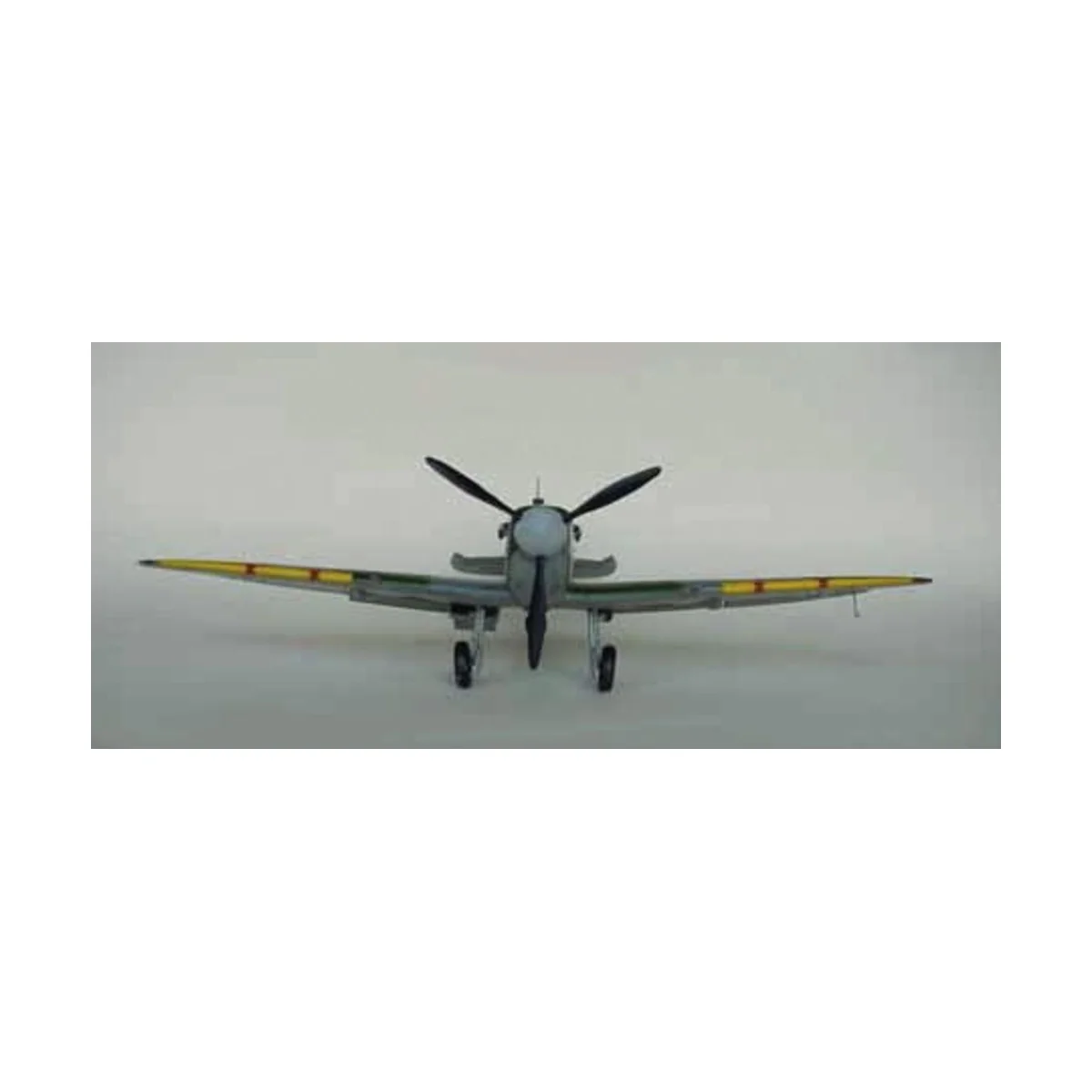 Supermarine Spitfire Mk. Vb, 1/24 - Trumpeter 02403