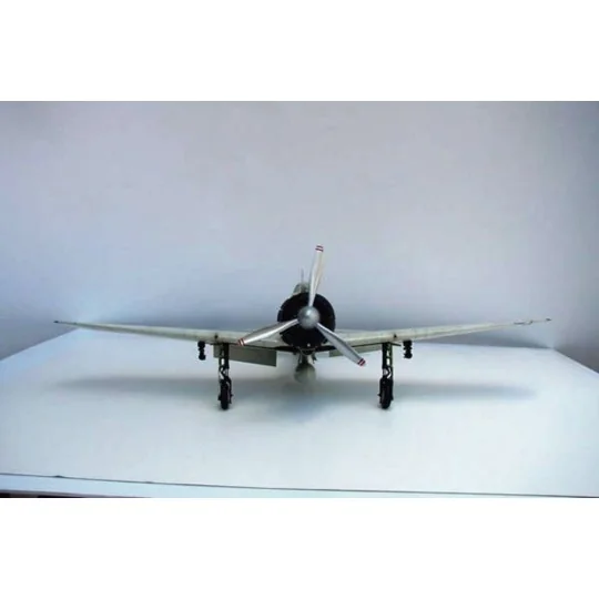 Mitsubishi A6M2b Zero Typ 21, 1/24 - Trumpeter 02405