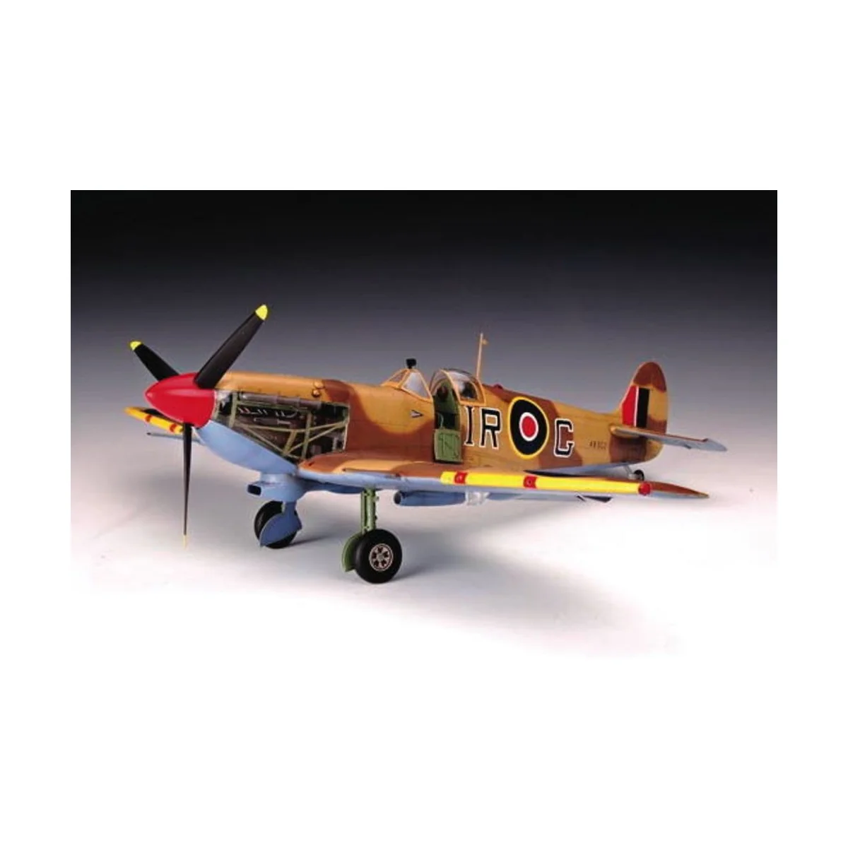 Supermarine Spitfire Mk. Vb/Trop, 1/24 - Trumpeter 02412