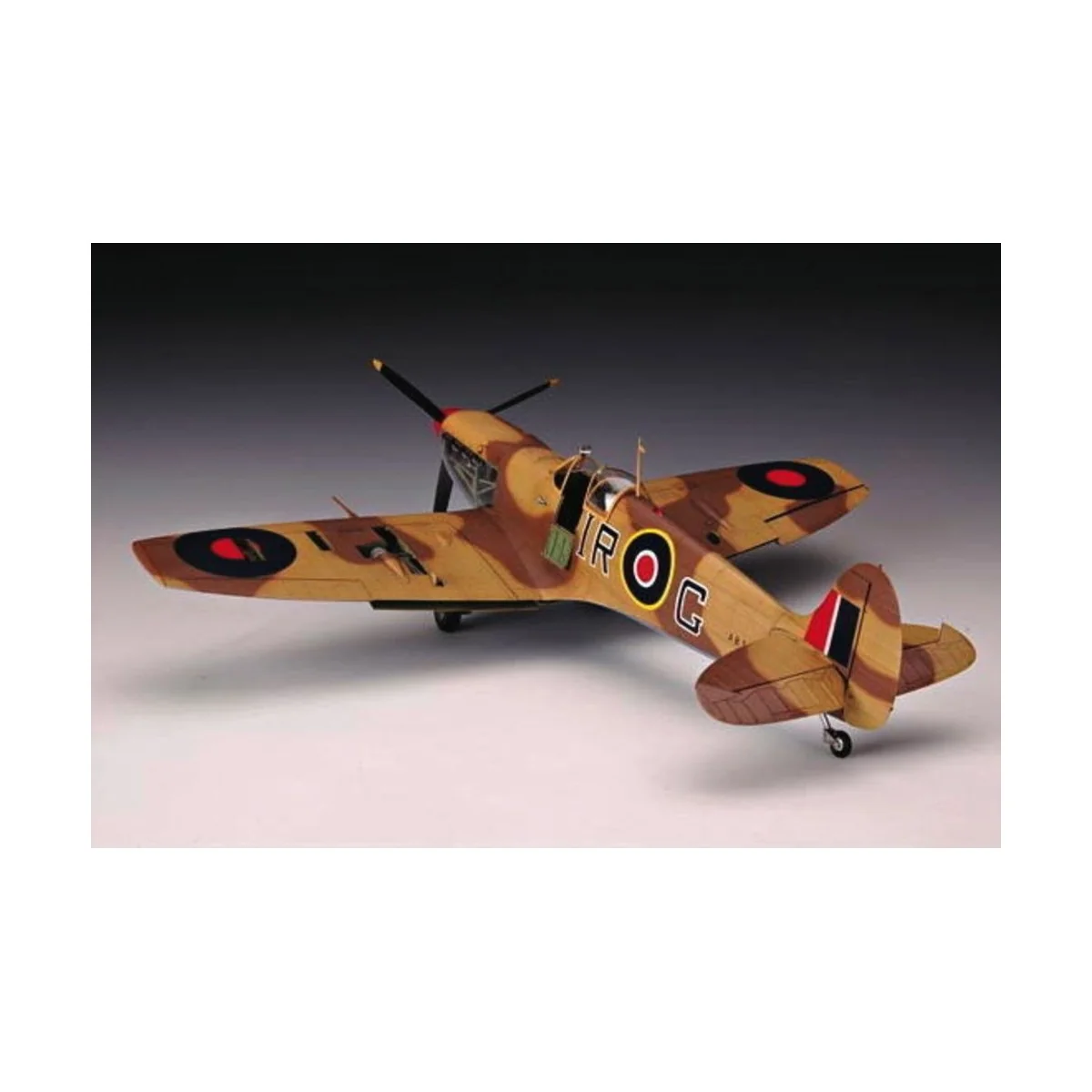 Supermarine Spitfire Mk. Vb/Trop, 1/24 - Trumpeter 02412