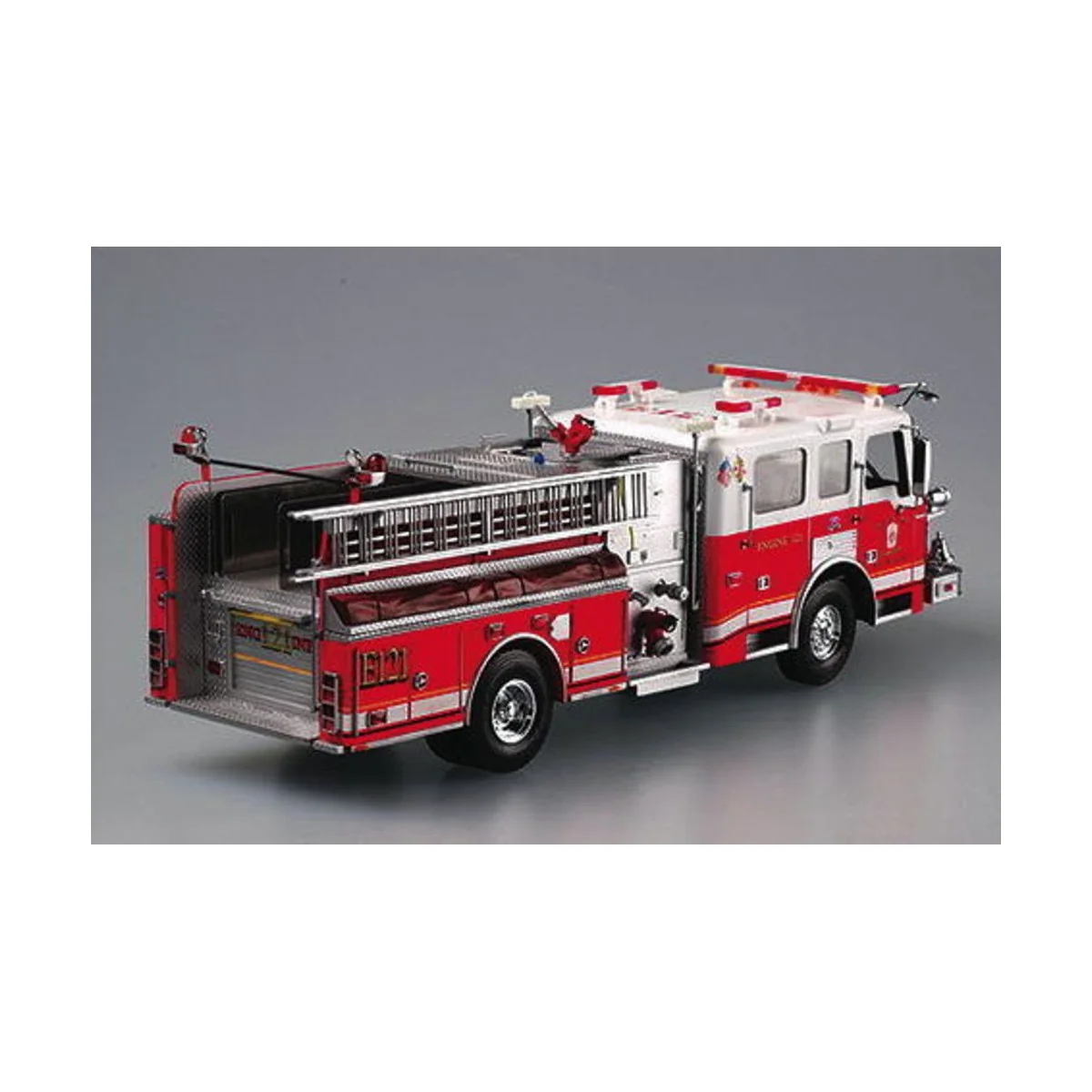 American LaFrance Eagle Fire Pumper 2002, 1/25 - Trumpeter 02506