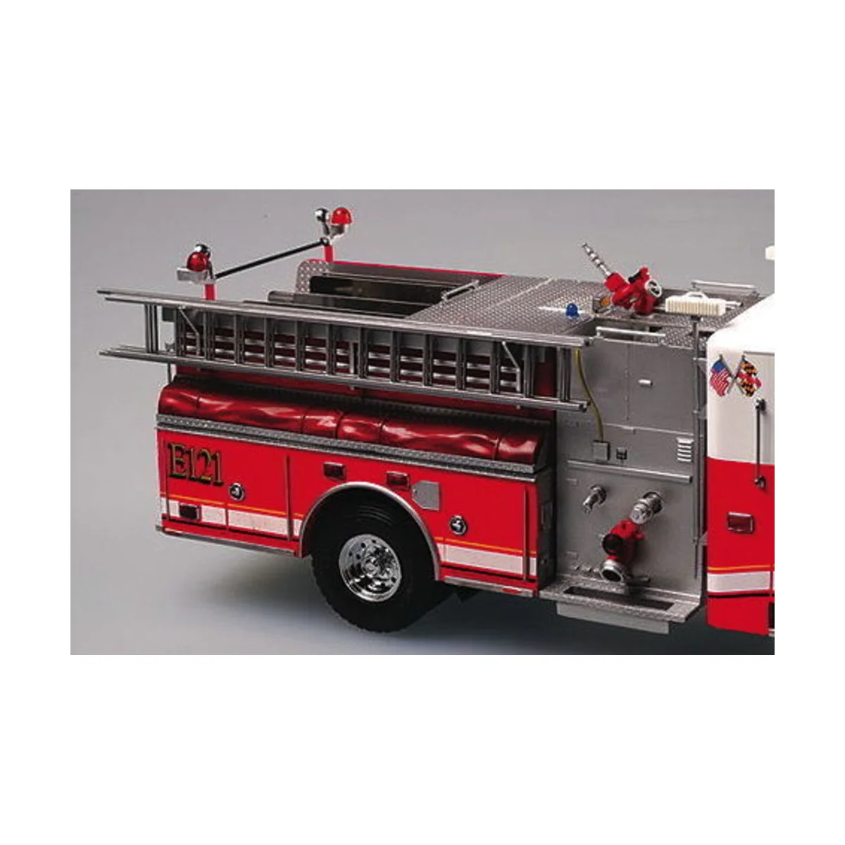 American LaFrance Eagle Fire Pumper 2002, 1/25 - Trumpeter 02506