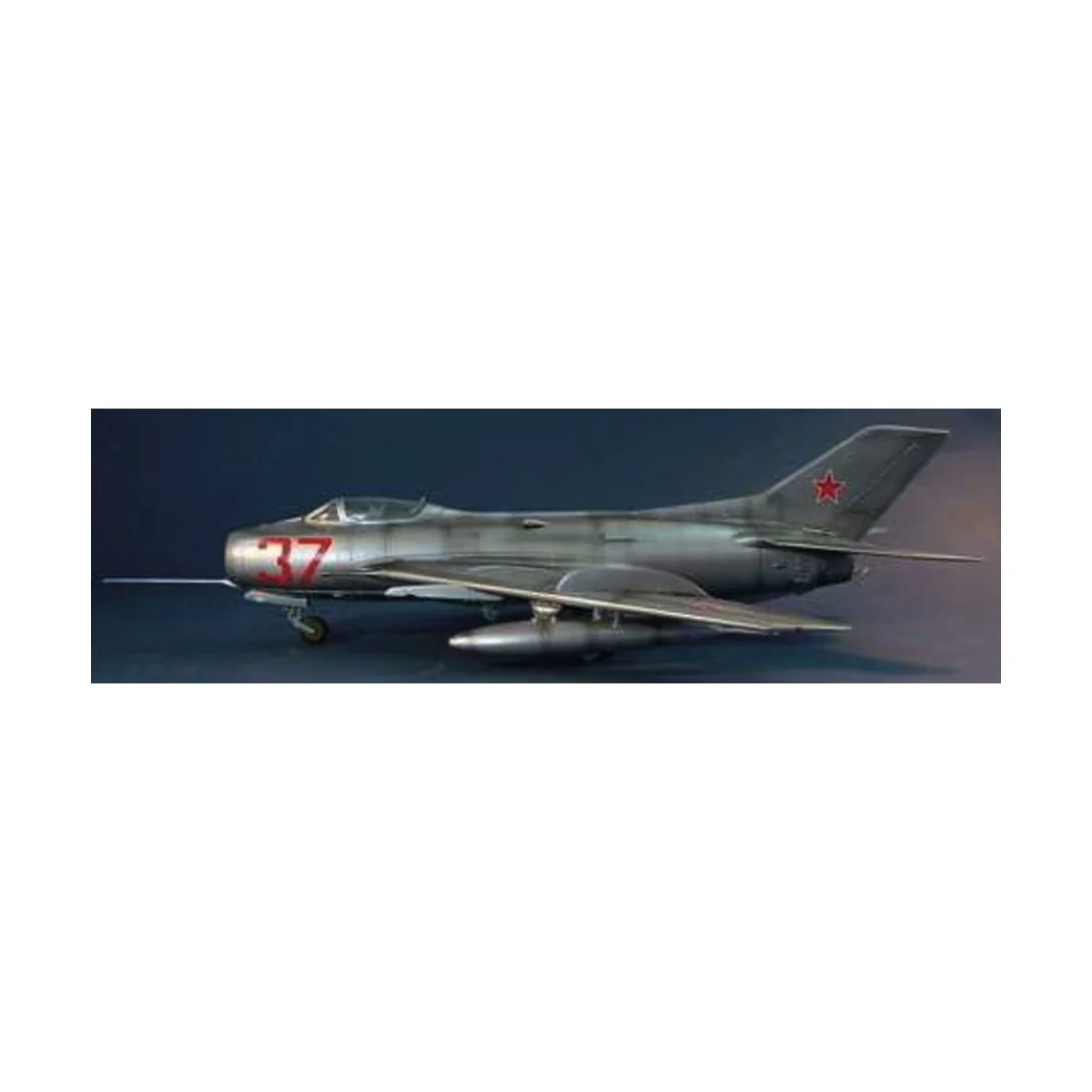 MiG-19 S Farmer C, 1/48 - Trumpeter 02803