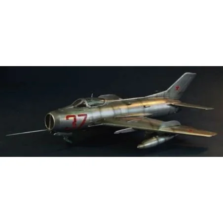 MiG-19 S Farmer C, 1/48 - Trumpeter 02803
