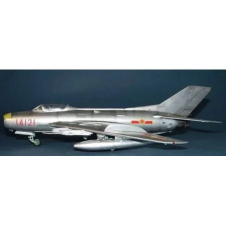 MiG-19 PM Farmer E, 1/48 - Trumpeter 02804