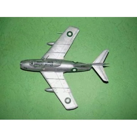 MiG-15 UTI Midget, 1/48 - Trumpeter 02805