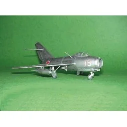 MiG-15 bis Fagot, 1/48 - Trumpeter 02806 2