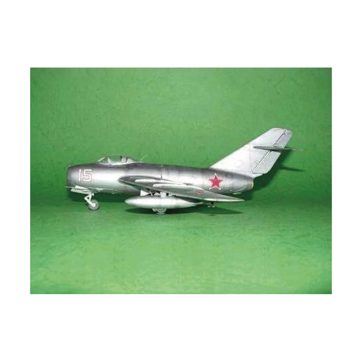 MiG-15 bis Fagot, 1/48 - Trumpeter 02806