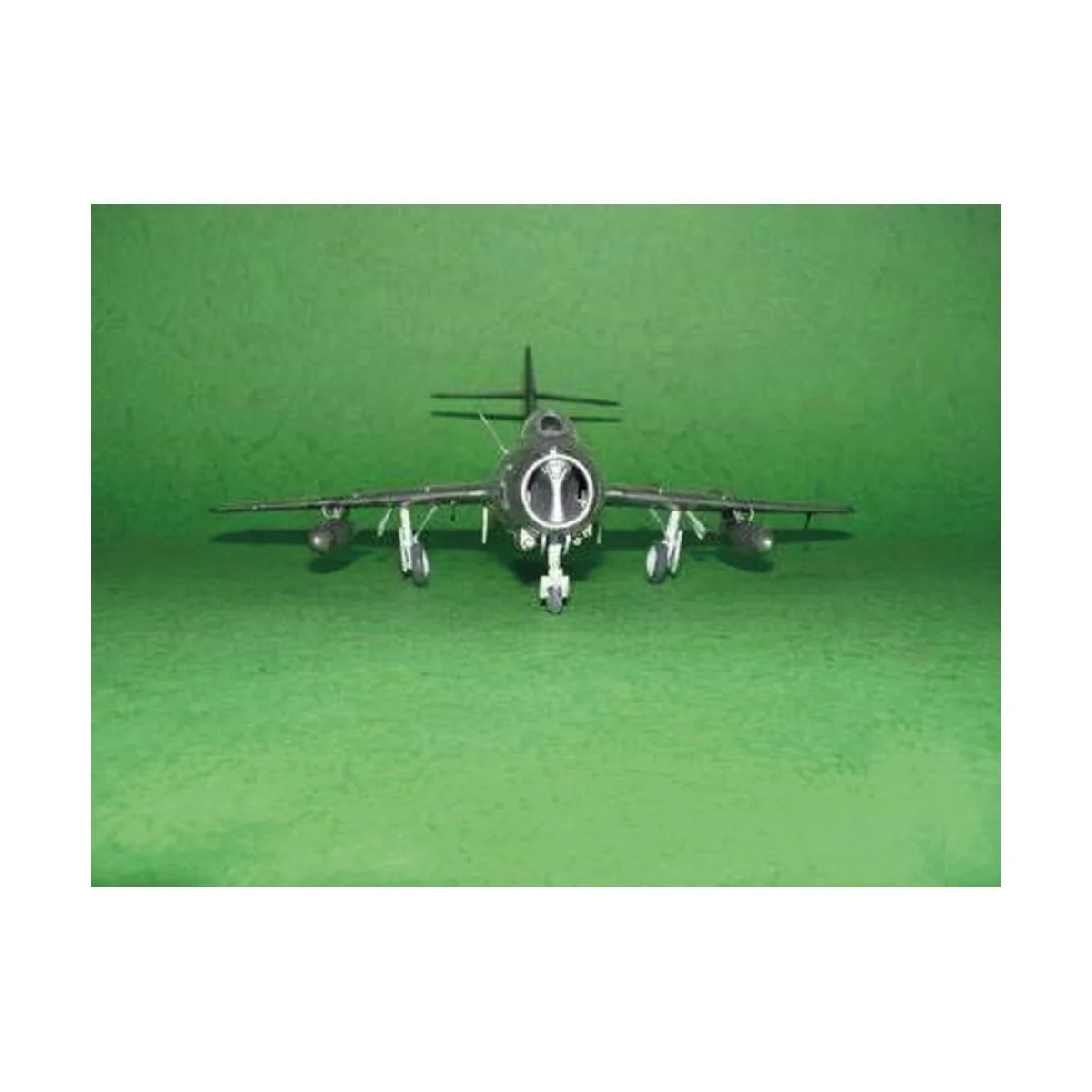 MiG-15 bis Fagot, 1/48 - Trumpeter 02806