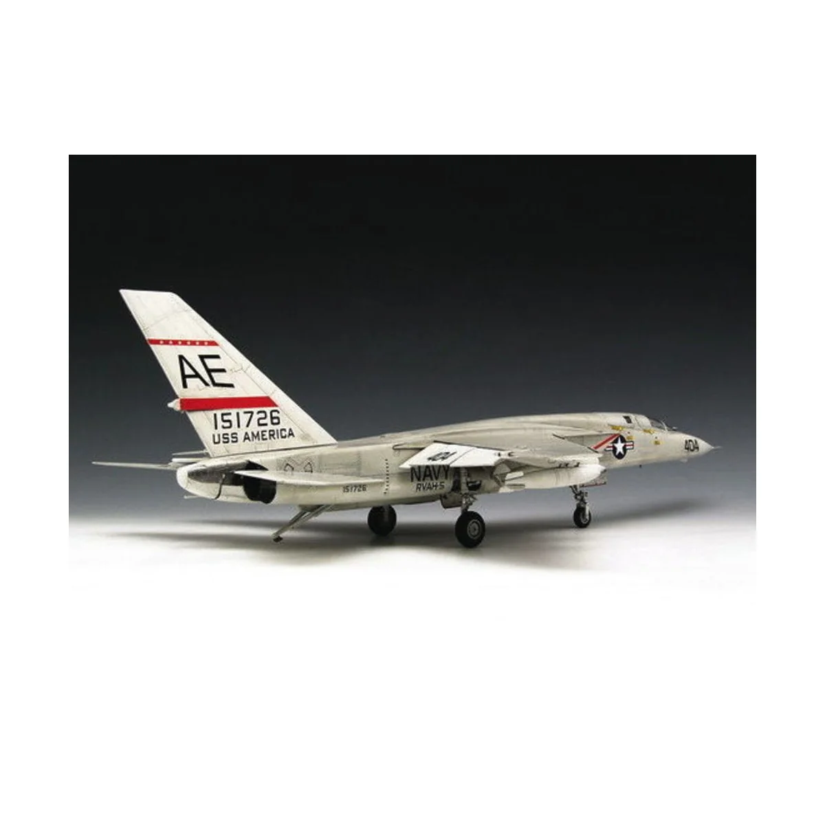 North American RA-5C Vigilante, 1/48 - Trumpeter 02809