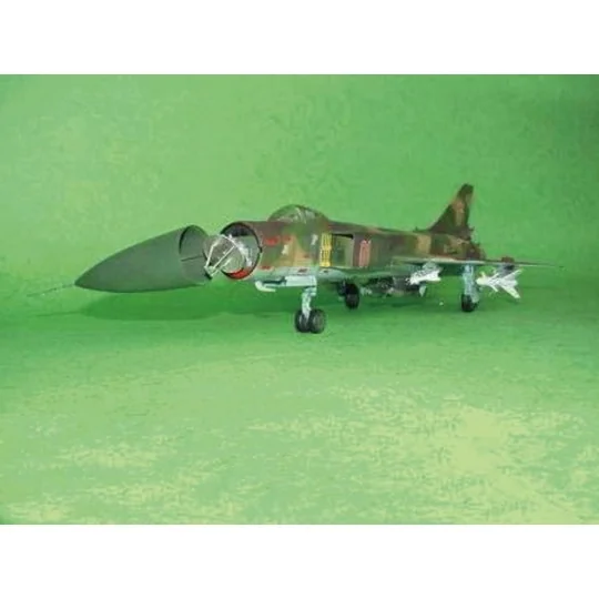 Sukhoi Su-15 TM Flagon F, 1/48 - Trumpeter 02811