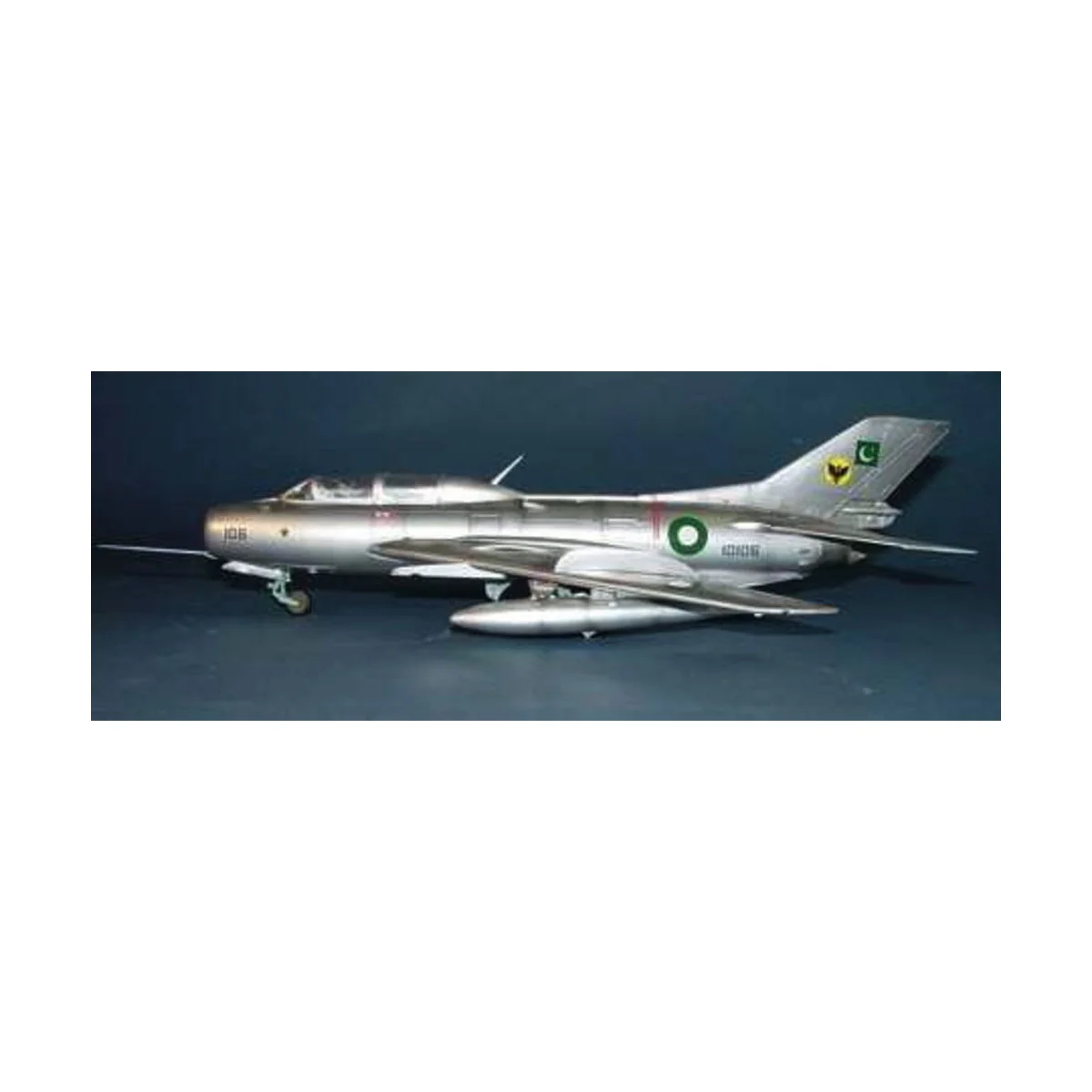 Shenyang FT-6 Trainer, 1/48 - Trumpeter 02813