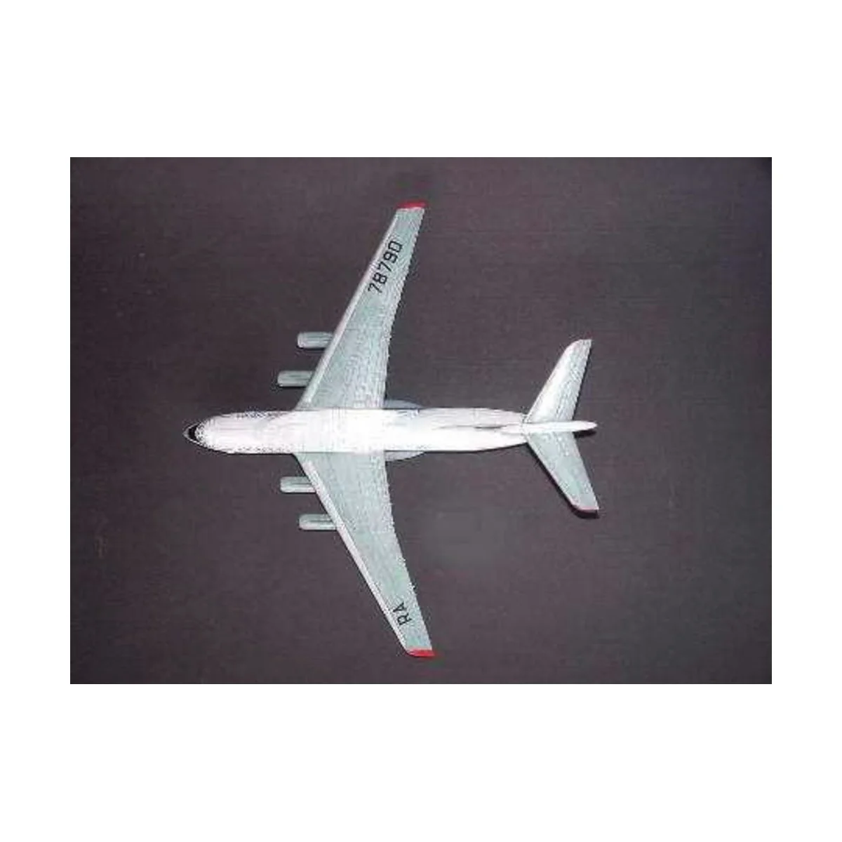 Iljushin IL-76 Candid Transport, 1/144 - Trumpeter 03901