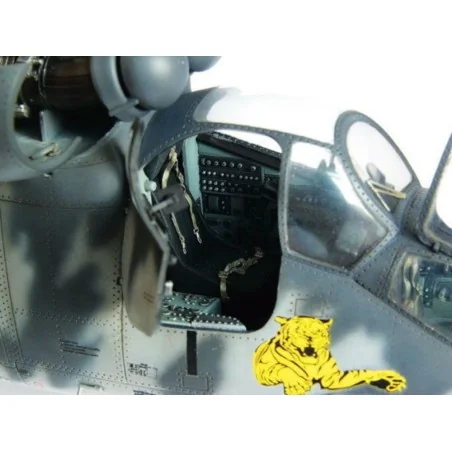 Mil Mi-24 V Hind-E, 1/35 - Trumpeter 05103