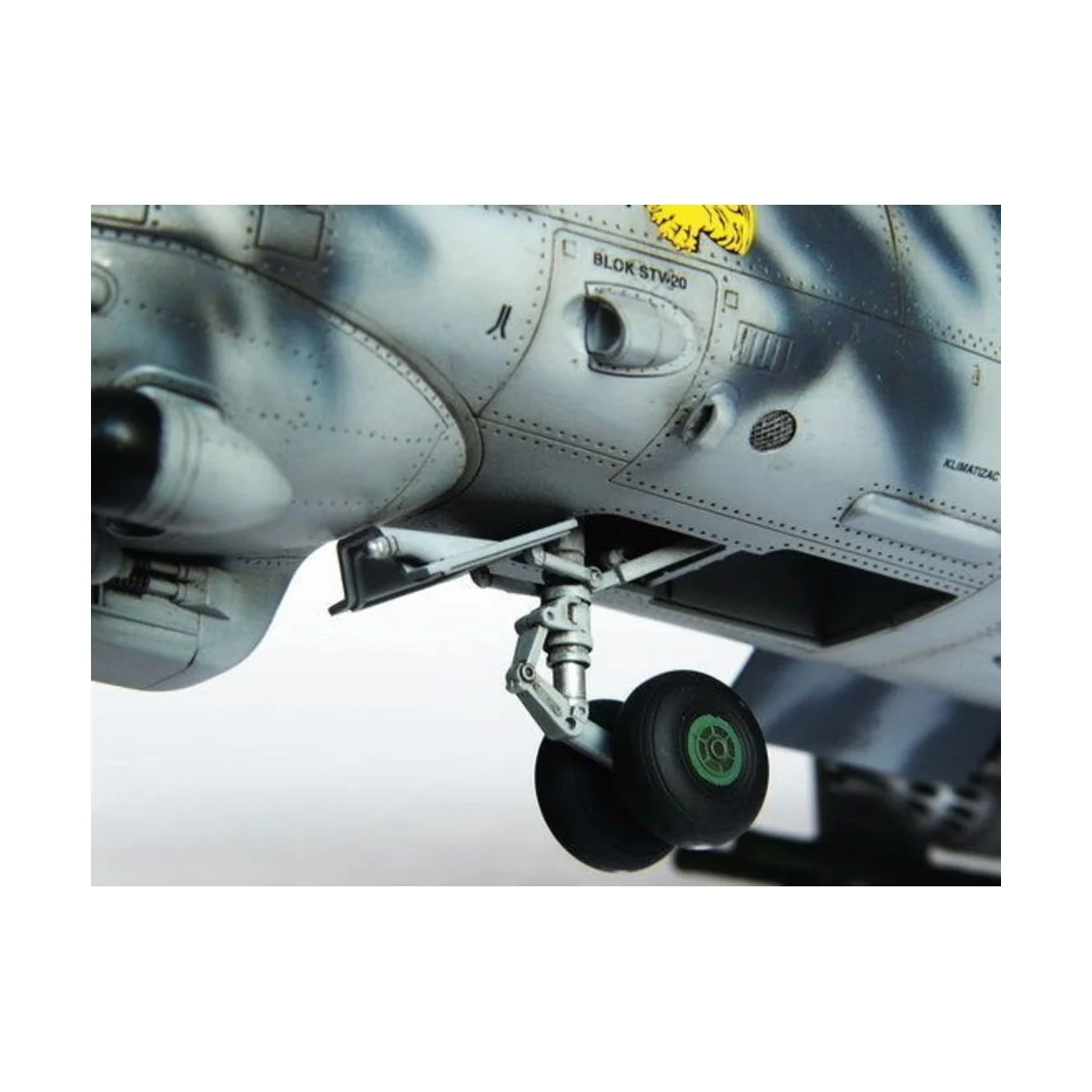 Mil Mi-24 V Hind-E, 1/35 - Trumpeter 05103