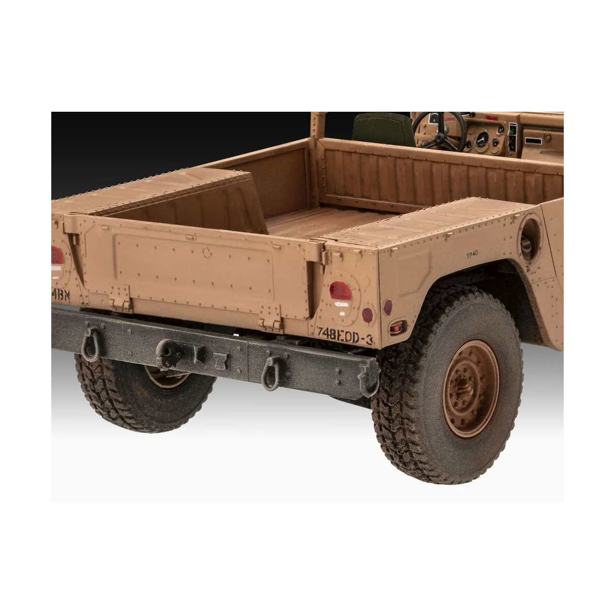 HMMWV M109 7A2 - Revell 03366