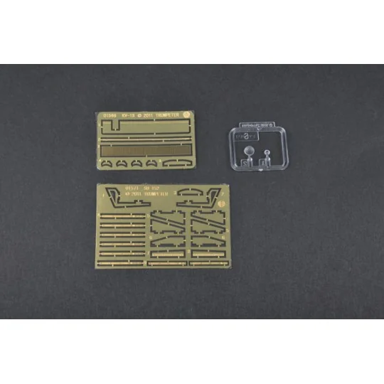 Soviet SU-152 Tank - Late, 1/35 - Trumpeter 05568