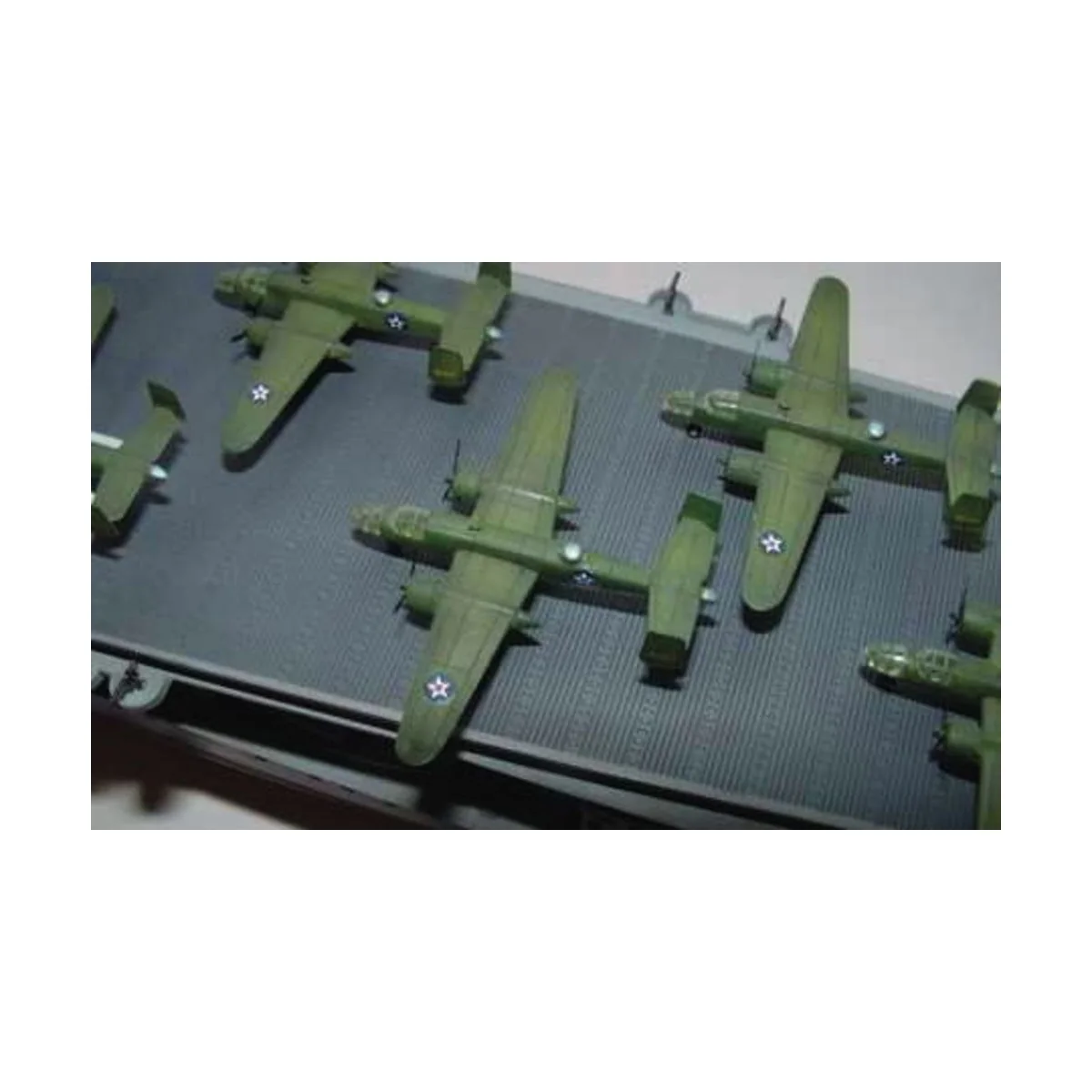Flugzeugträger USS Hornet CV 8, 1/350 - Trumpeter 05601