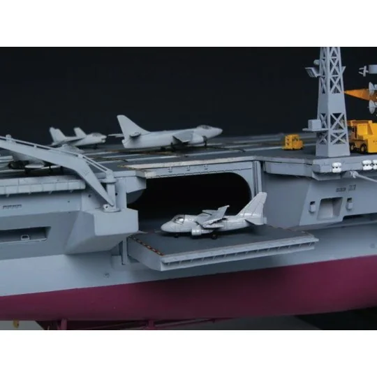 Flugzeugträger USS Nimitz CVN-68 1975, 1/350 - Trumpeter 05605