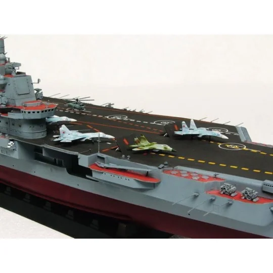 USSR AC Admiral Kuznetsov, 1/350 - Trumpeter 05606