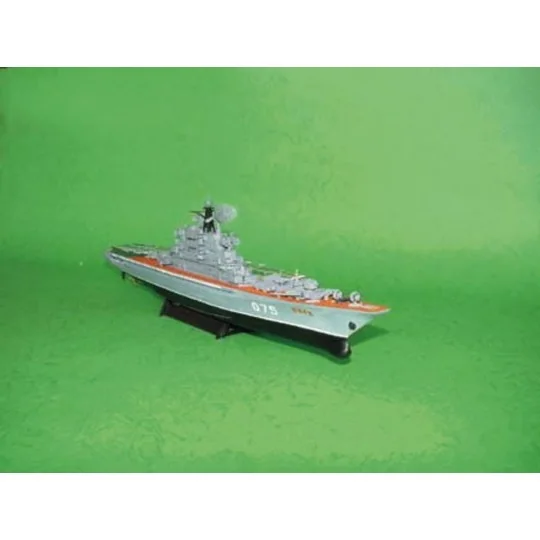Flugzeugträger USSR Kiev, 1/700 - Trumpeter 05704