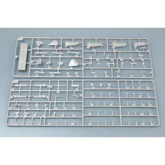 USS Nimitz CVN-68, 1/700 - Trumpeter 05714