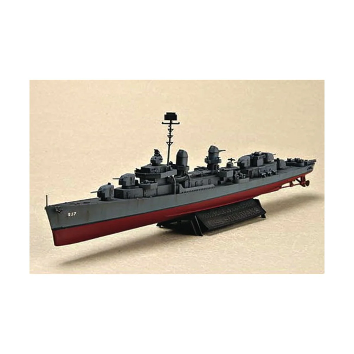 USS The Sullivans DD-537, 1/700 - Trumpeter 05731
