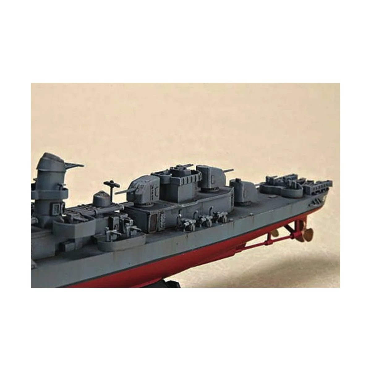 USS The Sullivans DD-537, 1/700 - Trumpeter 05731